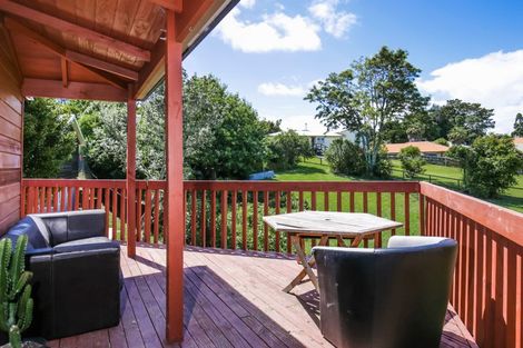 Photo of property in 29c Rua Road, Glen Eden, Auckland, 0602