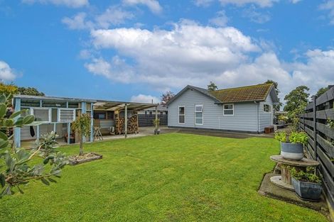 Photo of property in 20 Motuoapa Place, Kelvin Grove, Palmerston North, 4414