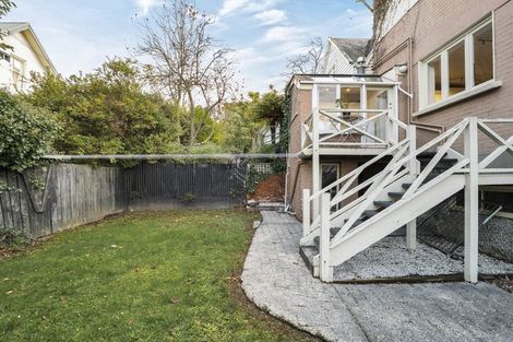 Photo of property in 81 Manor Place, Dunedin Central, Dunedin, 9016