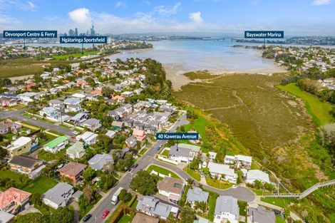 Photo of property in 1/2 Merwood Lane, Devonport, Auckland, 0624