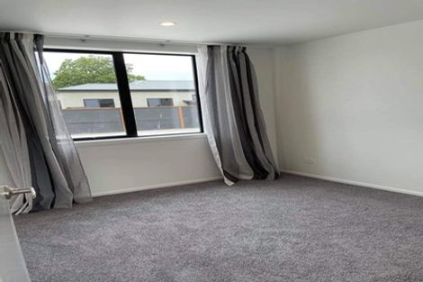 Photo of property in 1b Dey Street, Mosgiel, 9024