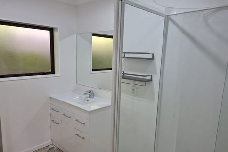 Photo of property in 9b Fraser Avenue, Johnsonville, Wellington, 6037