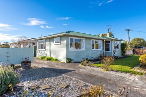 Photo of property in 9 Jones Place, Masterton, 5810