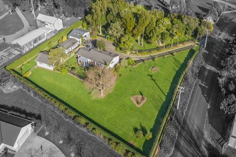 Photo of property in 26 Wakefield Road, Levin, 5571