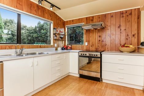 Photo of property in 29c Rua Road, Glen Eden, Auckland, 0602