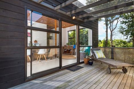 Photo of property in 10 Harper Street, Chatswood, Auckland, 0626