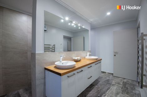 Photo of property in 1a Hoylake Street, Outram, 9019