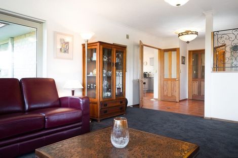 Photo of property in 21 Highcrest Heights, Westmorland, Christchurch, 8025