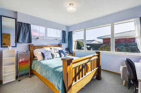 Photo of property in 69 Cotswold Avenue, Bishopdale, Christchurch, 8053