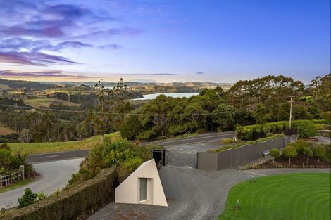 Photo of property in 138 Mahurangi West Road, Puhoi, Warkworth, 0983