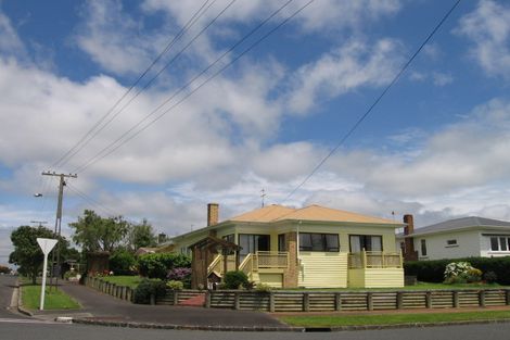Photo of property in 40 Premier Avenue, Point Chevalier, Auckland, 1022