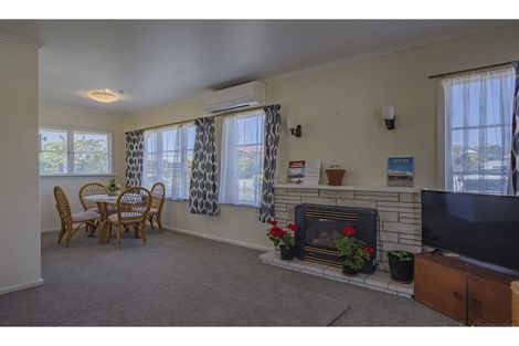 Photo of property in 2/75 Ranui Avenue, Waimataitai, Timaru, 7910