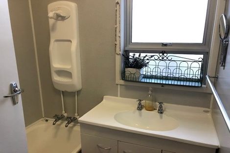 Photo of property in 1b George Place, Havelock North, 4130