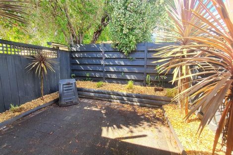 Photo of property in 20/85 Edmonton Road, Henderson, Auckland, 0612