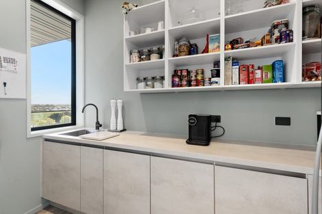 Photo of property in 13 Redmund Spur Road, Kennedys Bush, Christchurch, 8025