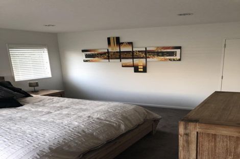 Photo of property in 4 Bridget Court, Red Beach, 0932