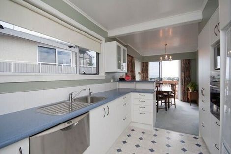 Photo of property in 25 Crownhill Street, Spotswood, New Plymouth, 4310