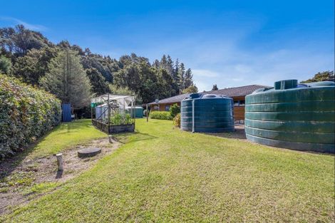 Photo of property in 303 Gibbons Road, Kaiwaka, 0573