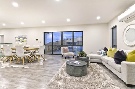 Photo of property in 40 Takurua Terrace, Orewa, 0931