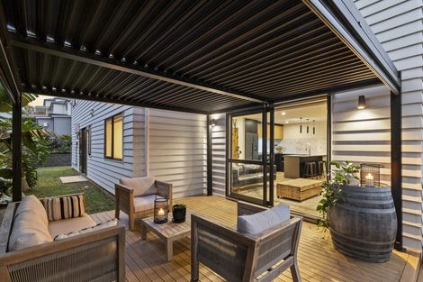 Photo of property in 74d Prospect Terrace, Pukekohe, 2120