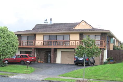 Photo of property in 21 Lexington Drive, Botany Downs, Auckland, 2010