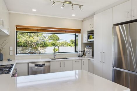 Photo of property in 7b Wood Leigh, Paraparaumu Beach, Paraparaumu, 5032