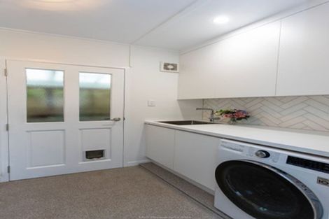 Photo of property in 18 Greenacres Street, Macandrew Bay, Dunedin, 9014