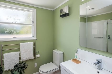 Photo of property in 23 Kaka Road, Raumati Beach, Paraparaumu, 5032