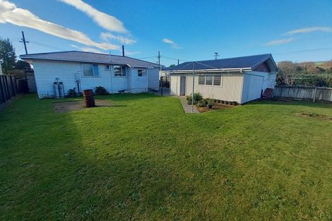 Photo of property in 3 Carlyle Street, Tuatapere, 9620