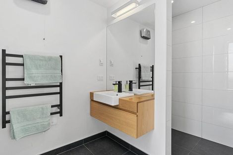 Photo of property in 38 Stackbrae Avenue, Wanaka, 9305