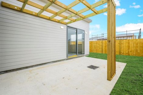 Photo of property in 39 Clayden Shuttleworth Street, Papakura, 2110