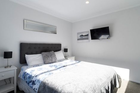 Photo of property in 35 Double Bay Road, Pyes Pa, Tauranga, 3112