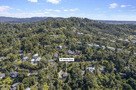 Photo of property in 35 Takahe Road, Titirangi, Auckland, 0604