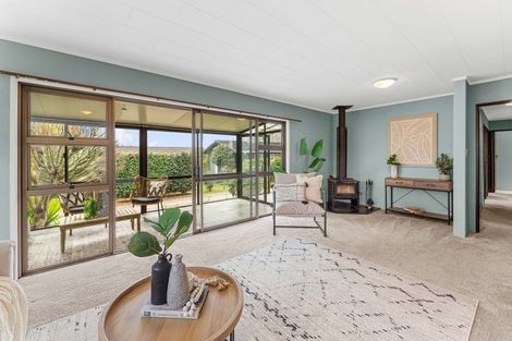 Photo of property in 6 Walnut Grove, Omokoroa, 3114