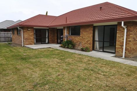 Photo of property in 59 Apsley Drive, Avonhead, Christchurch, 8042