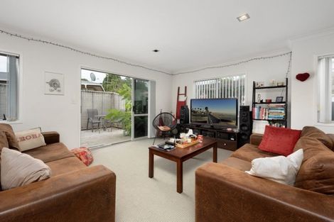 Photo of property in 24b Queen Road, Bellevue, Tauranga, 3110