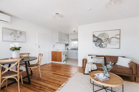 Photo of property in 138b Kingswood Road, Brookfield, Tauranga, 3110