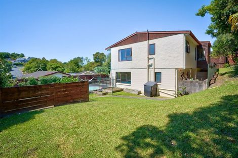 Photo of property in 3 Valdese Rise, Browns Bay, Auckland, 0630