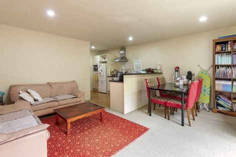 Photo of property in 3/17 Harbour View Road, Te Atatu Peninsula, Auckland, 0610