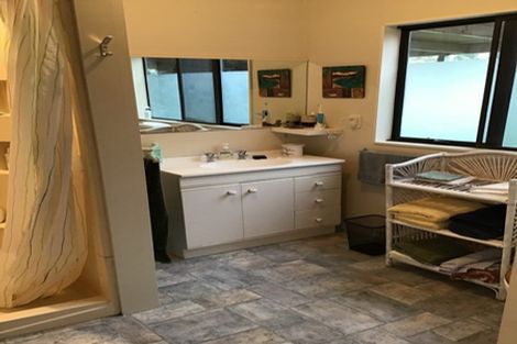 Photo of property in 2 Opuka Place, Haast, 7886