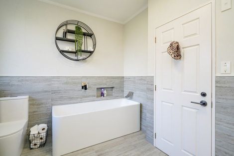 Photo of property in 73 Moana Street, Rosedale, Invercargill, 9810