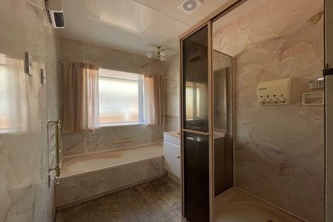 Photo of property in 54 Withells Road, Avonhead, Christchurch, 8042