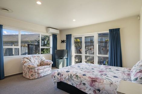 Photo of property in 174 Bath Street, Levin, 5510