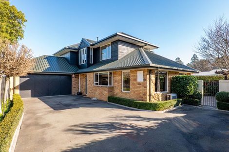 Photo of property in 2/281 Memorial Avenue, Burnside, Christchurch, 8053