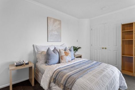 Photo of property in 32 Broadhaven Avenue, Parklands, Christchurch, 8083