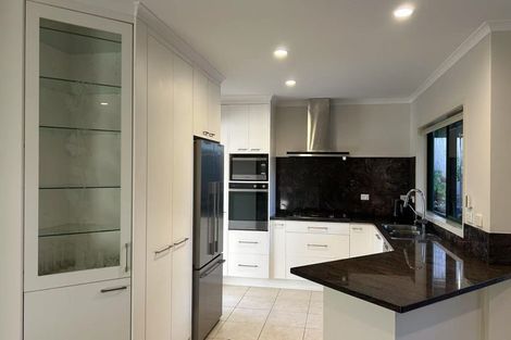 Photo of property in 3 Reinheimer Place, Flat Bush, Auckland, 2016