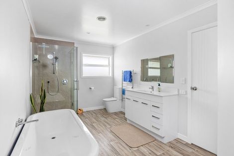 Photo of property in 429 Waitoki Road, Waitoki, Silverdale, 0994