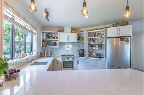 Photo of property in 6 Corbin Court, Ohau, Levin, 5570