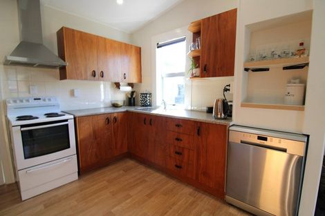 Photo of property in 27 Brighton Road, Green Island, Dunedin, 9018