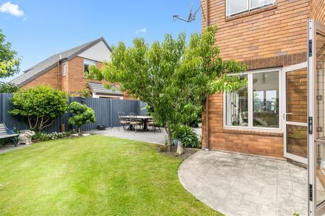 Photo of property in 33 Acorn Close, Waltham, Christchurch, 8023